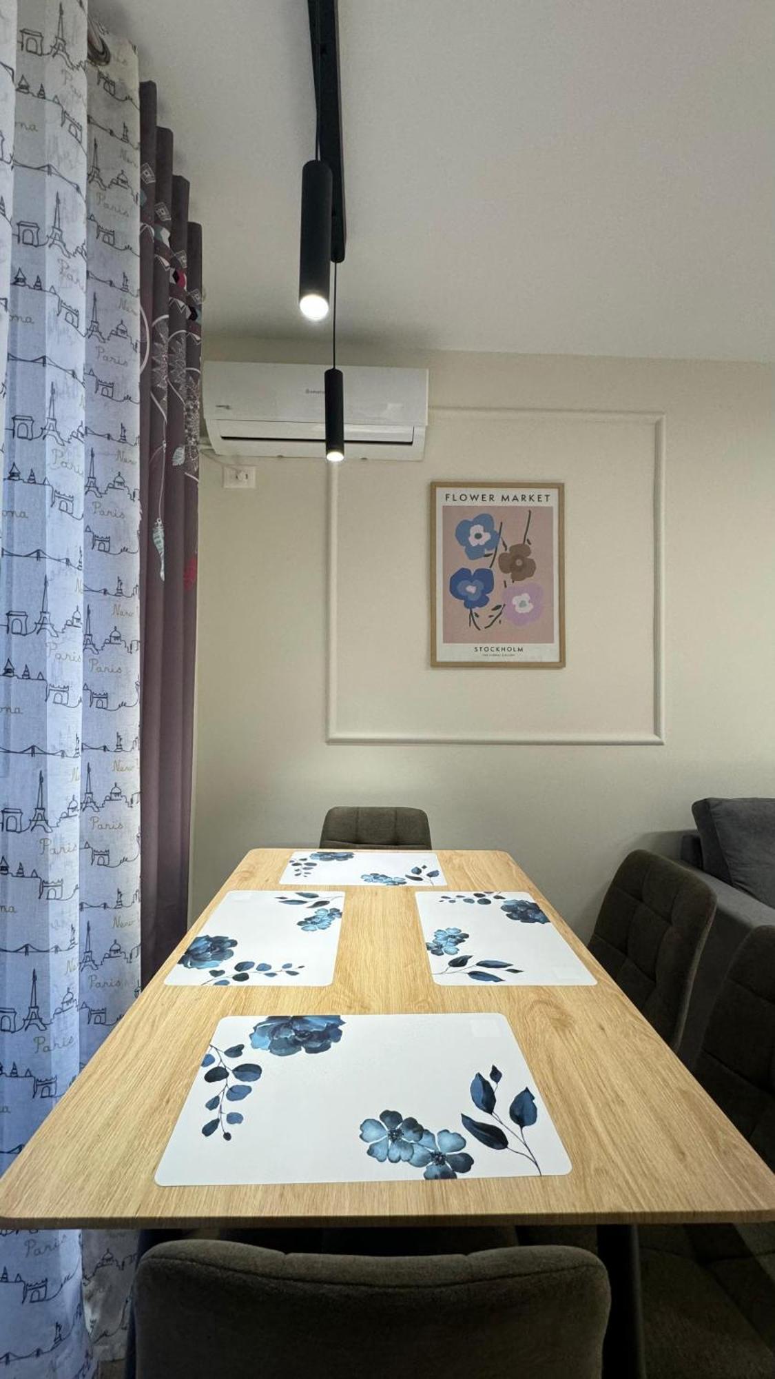 Charming Comfort Apartment Тирана Экстерьер фото