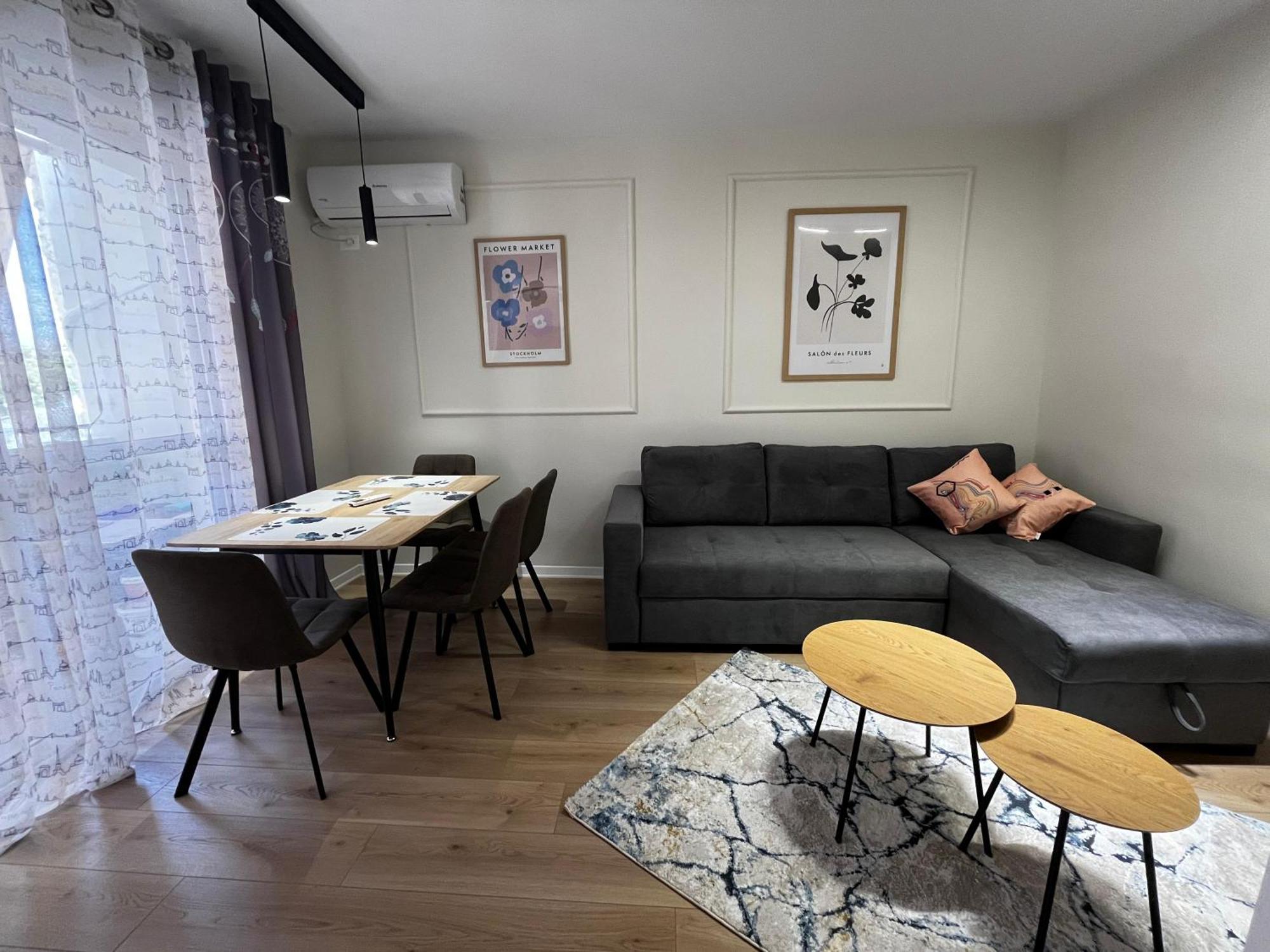 Charming Comfort Apartment Тирана Экстерьер фото
