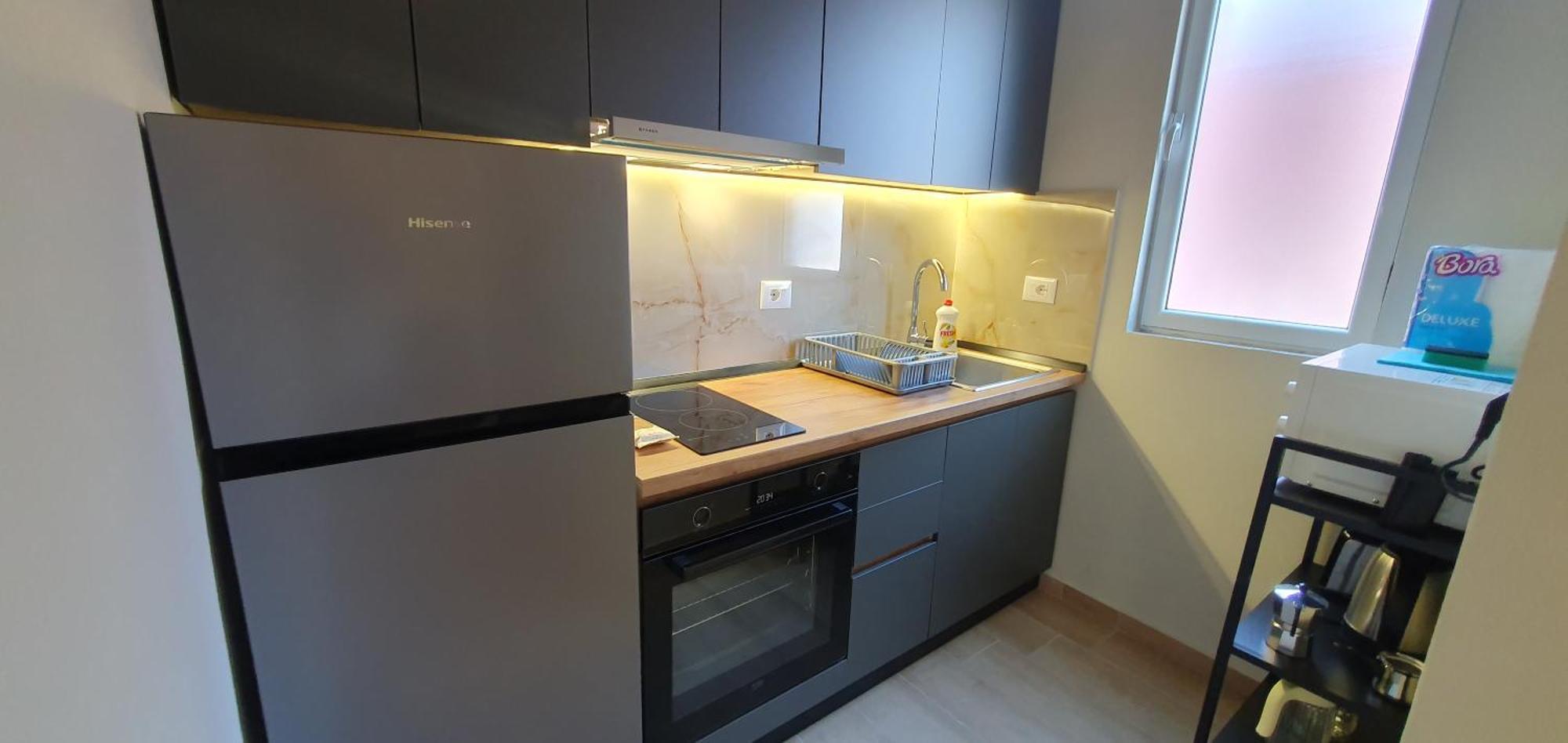 Charming Comfort Apartment Тирана Экстерьер фото